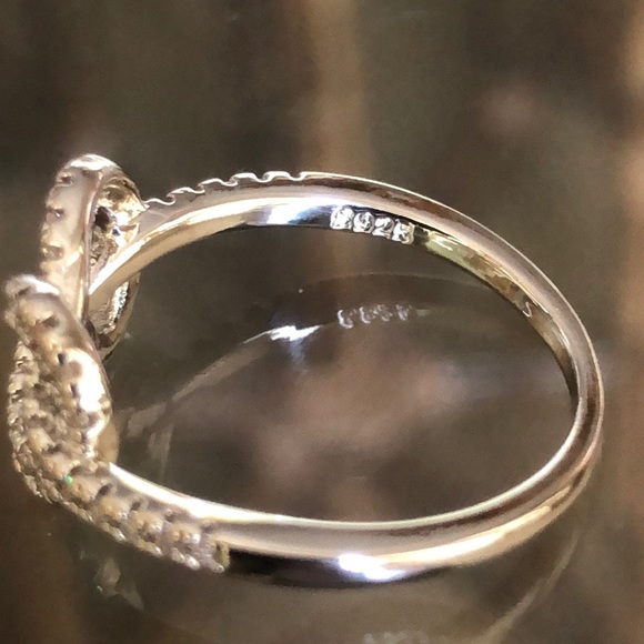 925 Stamped Sterling Silver Infinity CZ Ring - Picture 4 of 9